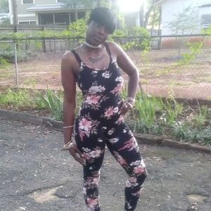 Meet your Posher, Stacie